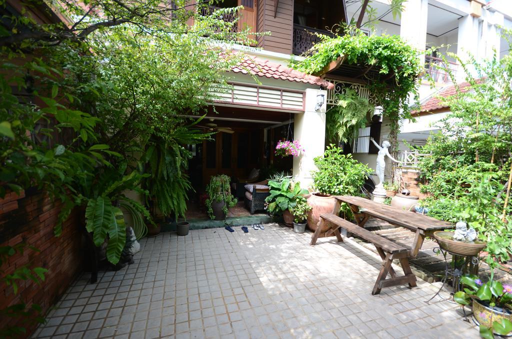 Villa 91 Guesthouse กรุงเทพมหานคร ภายนอก รูปภาพ